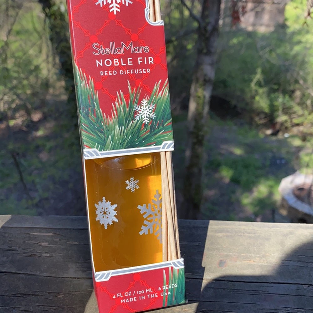 Pacifica Noble Fir Reed Diffuser - Picture 3 of 4
